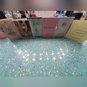 Bundle of Women's Samples